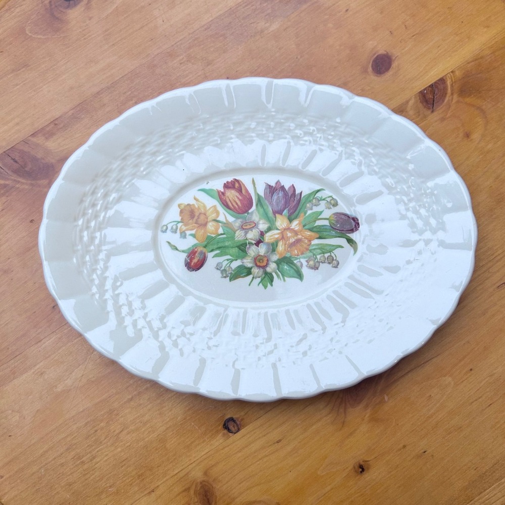 Vintage Platter Smal Oval 9" White Floral Basketweave Solian Ware Simpson Potter